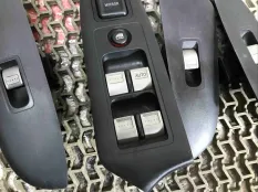 Блок управления стеклоподъемниками Honda CR-V