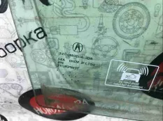 Стекло двери передней левой Acura MDX