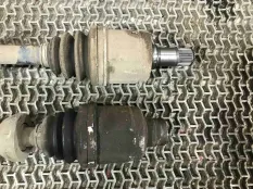 Полуось передняя правая (приводной вал, ШРУС) Acura RDX