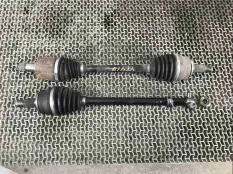 Полуось передняя правая (приводной вал, ШРУС) Acura MDX