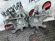 Кулак задний правый Acura RDX