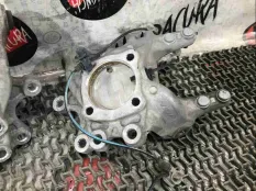 Кулак задний левый Acura RDX