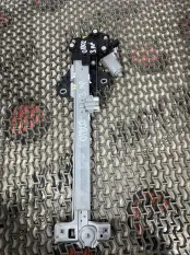 Стеклоподъемник задний правый Honda CR-V