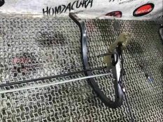 Петля крышки багажника Acura TL