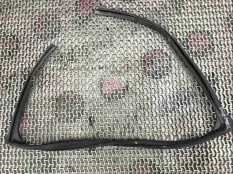 Уплотнитель двери задней левой Honda HR-V