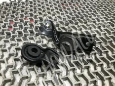 Кронштейн радиатора Honda Accord