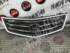 Решетка радиатора Honda Accord