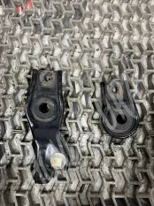 Кронштейн радиатора Honda Accord