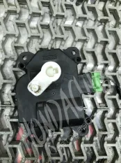 Моторчик заслонки печки Honda Accord