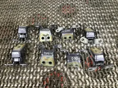 Петля двери Honda Accord