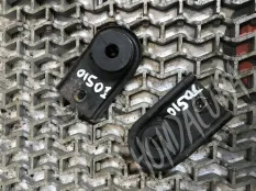 Кронштейн радиатора Honda Accord