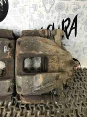 Суппорт передний левый Honda CR-V