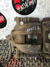 Суппорт передний правый Honda CR-V