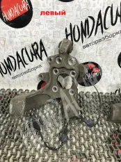 Кулак задний левый Honda CR-V