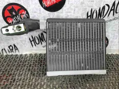 Радиатор кондиционера Acura TSX