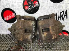 Суппорт передний левый Honda Accord