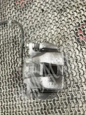 Суппорт передний левый Honda HR-V