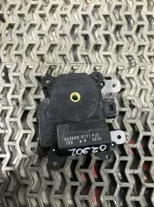 Моторчик заслонки печки Honda Legend