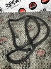 Уплотнитель багажника Honda Accord