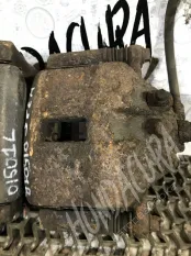 Суппорт передний правый Honda Accord