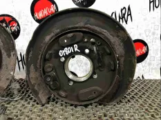 Кулак задний правый Honda CR-V