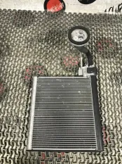 Радиатор кондиционера Acura MDX