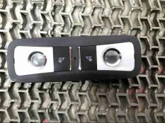 Фонарь салона (плафон) Honda HR-V