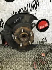 Кулак поворотный правый Acura MDX