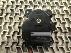 Моторчик заслонки печки Honda HR-V