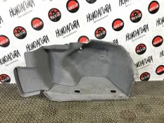 Обшивка багажника Honda Legend