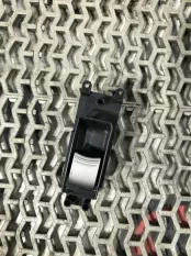 Кнопка стеклоподъемника Honda Legend