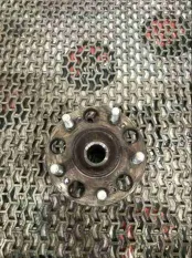 Ступица задняя левая Honda Legend