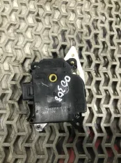 Моторчик заслонки печки Honda Accord