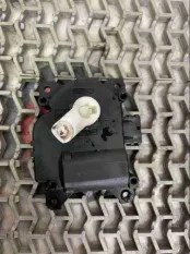 Моторчик заслонки печки Honda Accord