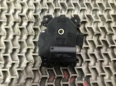 Моторчик заслонки печки Honda HR-V