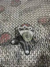 Подушка крепления КПП Honda Accord