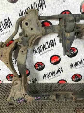 Балка подвески передняя (подрамник) Honda FR-V