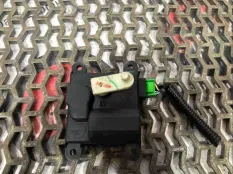 Моторчик заслонки печки Honda FR-V