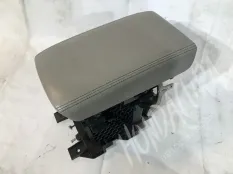 Подлокотник Acura TSX