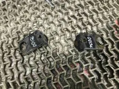 Кронштейн радиатора Honda Accord