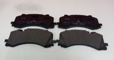 Колодки тормозные передние 4M0 698 151 BL VAG