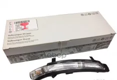 Указатель поворота правого зеркала Octavia 3T0 949