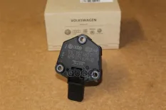 Датчик уровня масла 03C 907 660 T VAG
