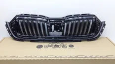 Решётка радиатора (чёрная) Skoda Octavia 2020 -