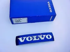 Эмблема решетки радиатора 31214625 VOLVO