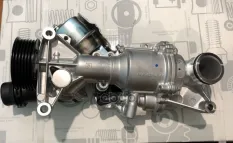 Насос водяной A 274 200 08 00 MERCEDES-BENZ