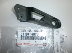 Кронштейн левой фары наружный Harrier, RX300, 330,