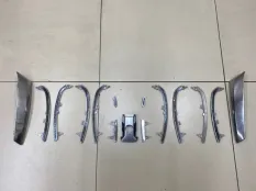 Молдинги решетки радиатора Toyota Land Cruiser