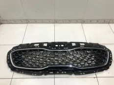Решетка радиатора Kia Sportage QL