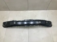 Усилитель бампера передний Renault Arkana